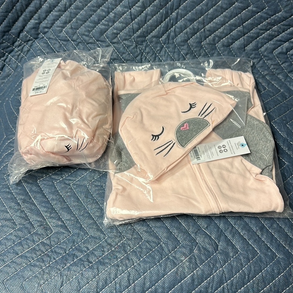 Robeez puffer coat in bag, matching pajamas a hat Bunny pink 0-3 months